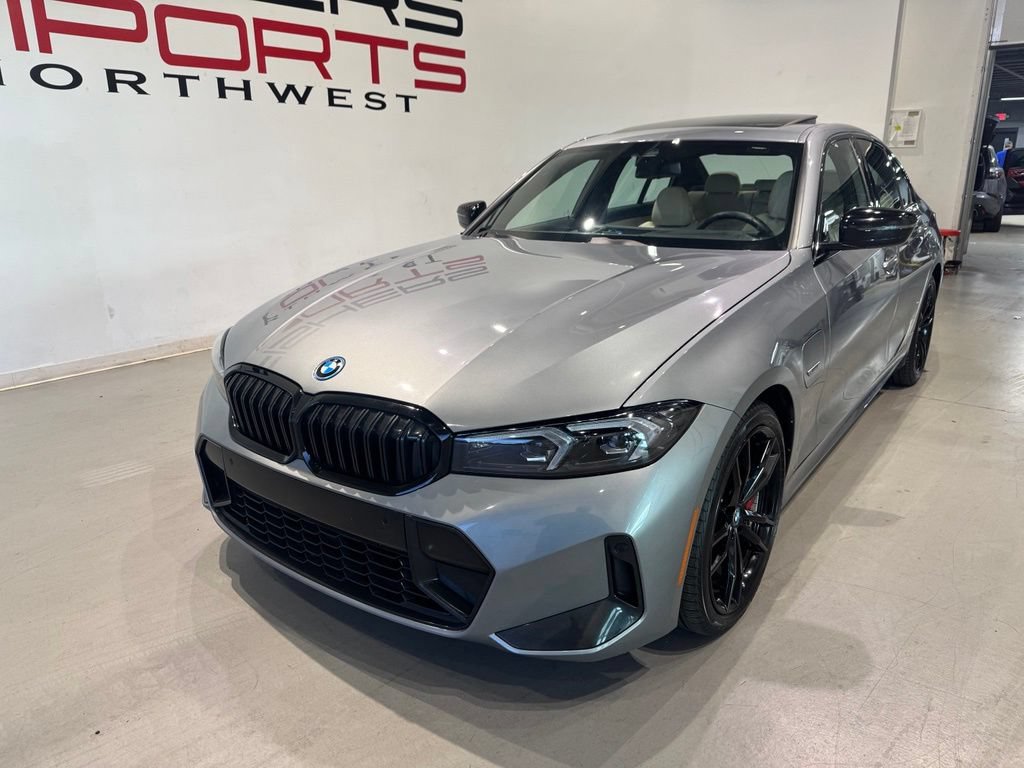 Used 2023 BMW 330e w/ M Sport Package RWD image 2