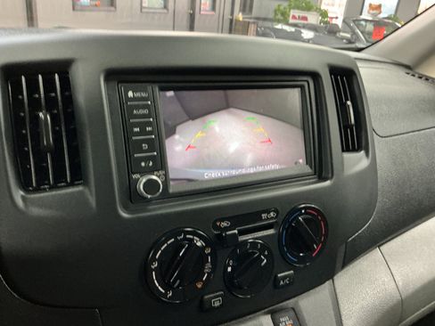 Used 2021 Nissan NV200 SV w/ Back Door Glass Package image 17