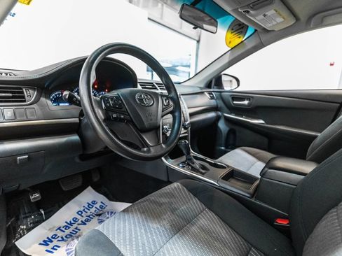 Used 2015 Toyota Camry LE FWD image 4