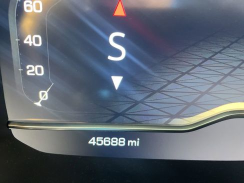 Used 2022 GMC Yukon AT4 image 10