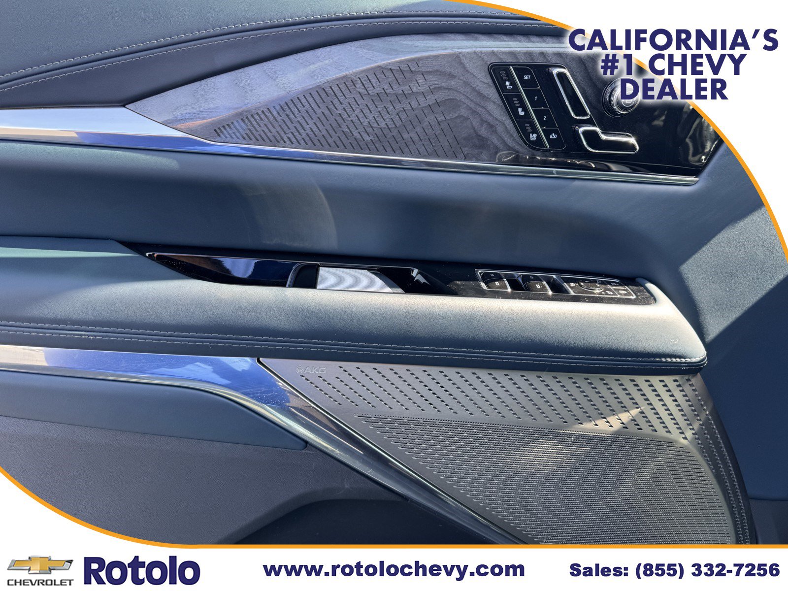 Used 2025 Cadillac Escalade IQ Luxury 2 w/ LPO, Premium Carpet Package AWD/4WD image 19