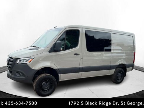 New 2025 Mercedes-Benz Sprinter 2500 image 1