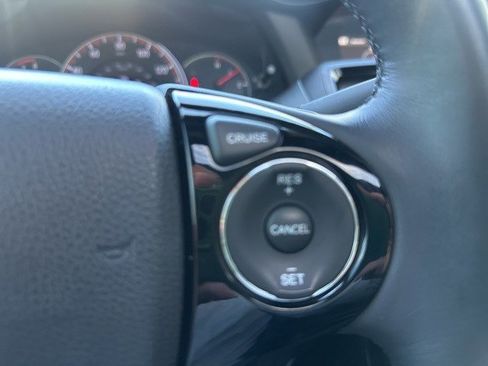 Used 2017 Honda Accord EX-L image 19