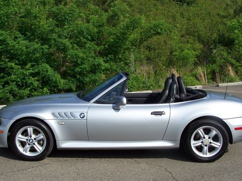 Used 2000 BMW Z3 2.5i image 5