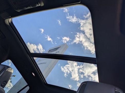 Used 2022 Cadillac Escalade Sport w/ Touring Package image 25