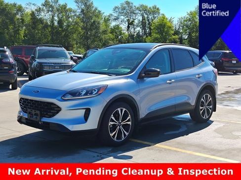 Certified 2022 Ford Escape SE w/ SE Sport Appearance Package AWD/4WD image 1