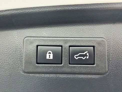 Used 2022 Subaru Outback Touring XT AWD/4WD image 24