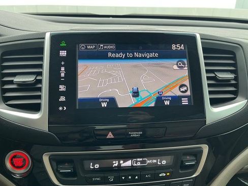 Used 2016 Honda Pilot Elite image 24