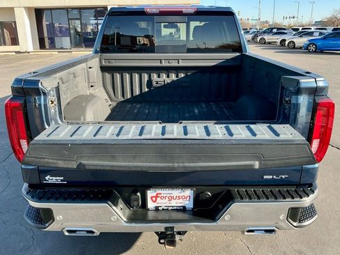 Used 2021 GMC Sierra 1500 SLT image 17
