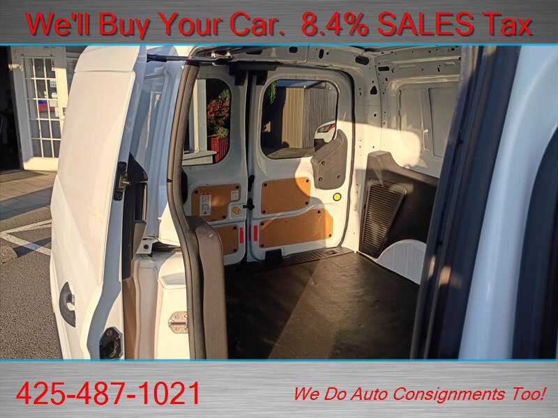 Used 2017 Ford Transit Connect XLT FWD image 16