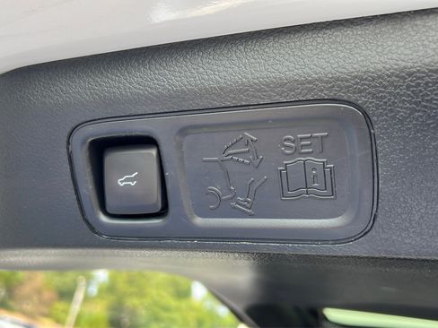 Used 2021 Ford Expedition Max Limited image 20