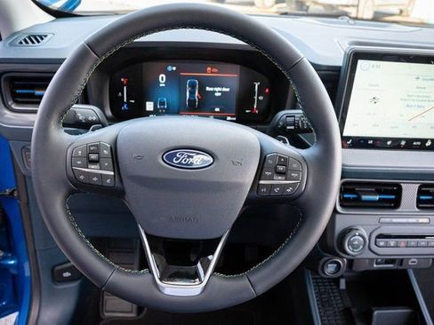 New 2025 Ford Maverick Lobo image 17