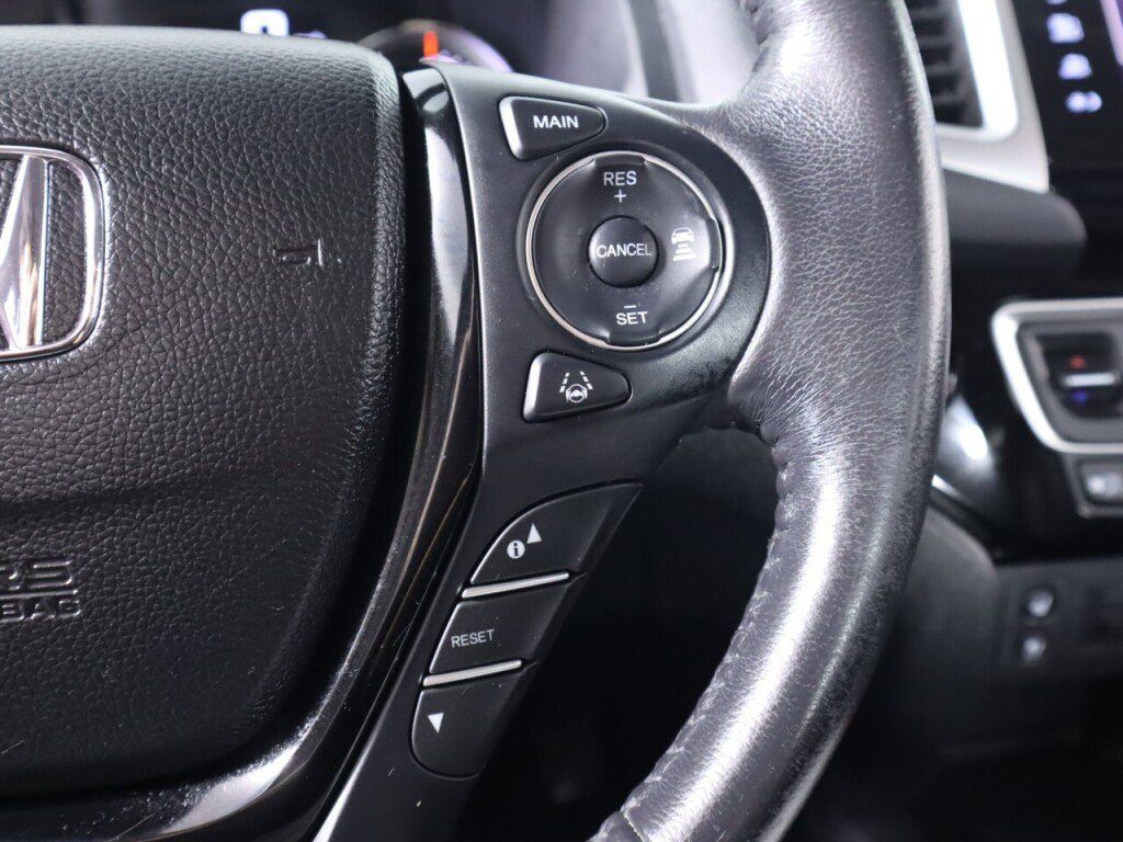 Used 2017 Honda Pilot Elite image 14