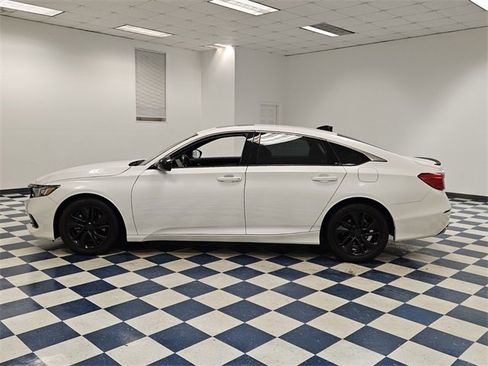 Used 2021 Honda Accord Sport image 4