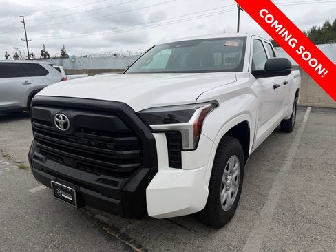 Used 2022 Toyota Tundra SR w/ SR Tow Package AWD/4WD image 2