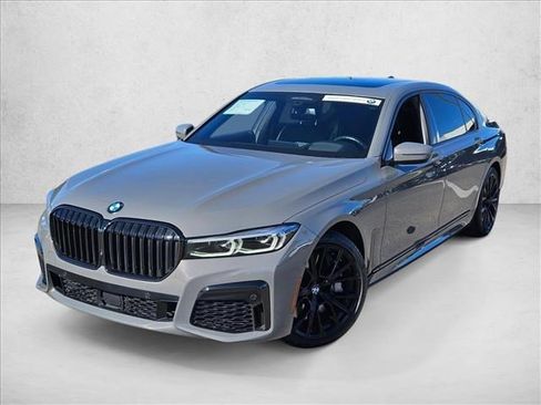 Certified 2022 BMW 750i xDrive w/ Executive Package image 1