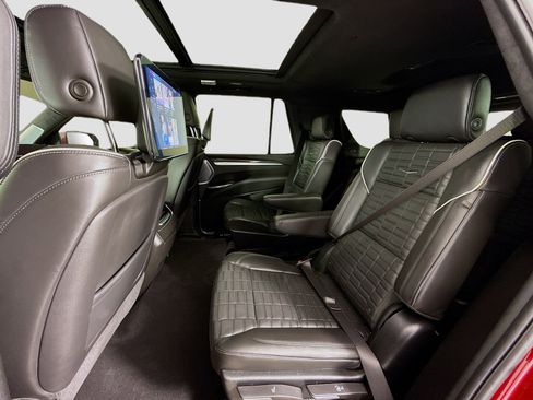 Used 2025 Cadillac Escalade V w/ LPO, Floor Liner Package image 26