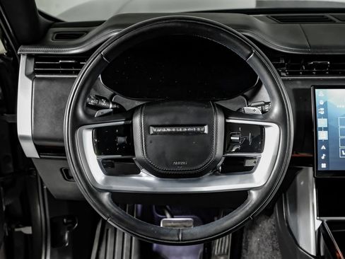 Used 2024 Land Rover Range Rover SE AWD/4WD image 16