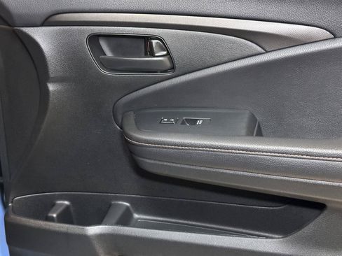 Certified 2024 Honda Passport TrailSport image 38