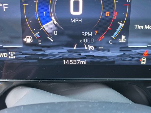 Used 2025 Chevrolet Tahoe High Country AWD/4WD image 39