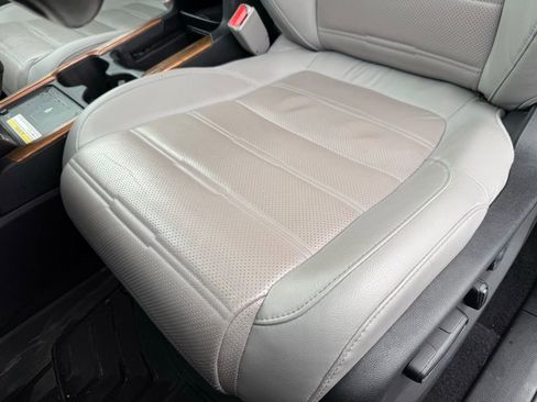 Used 2021 Honda CR-V Touring image 24