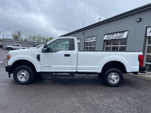 Used 2022 Ford F350 XL w/ Power Equipment Group AWD/4WD image 4