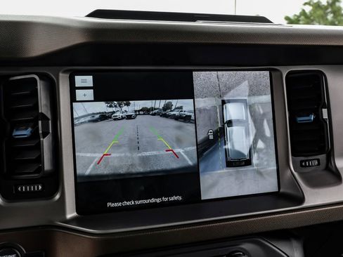 Used 2023 Ford Bronco Outer Banks image 18