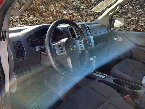Used 2015 Nissan Frontier S image 8