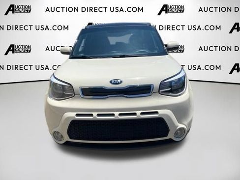 Used 2015 Kia Soul ! w/ Sun & Sound Package FWD image 2