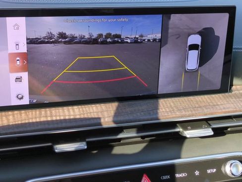 Used 2025 Genesis GV80 3.5T Advanced AWD/4WD image 18