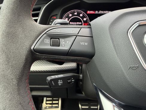 Used 2024 Audi RS Q8 image 36