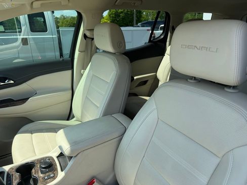 Used 2023 GMC Acadia Denali AWD/4WD image 7