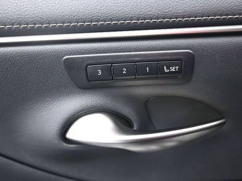 Used 2019 Lexus ES 350 w/ Premium Package FWD image 19