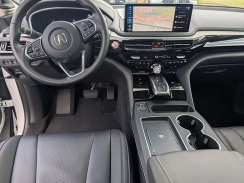 Used 2026 Acura MDX w/ Technology Package FWD image 11
