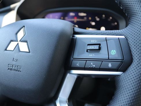 New 2026 Mitsubishi Outlander SEL Black Edition AWD/4WD image 13