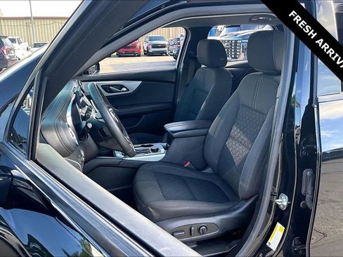 Used 2022 Chevrolet Blazer LT FWD image 21