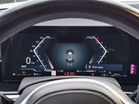 Used 2023 BMW X7 M60i w/ Executive Package image 20