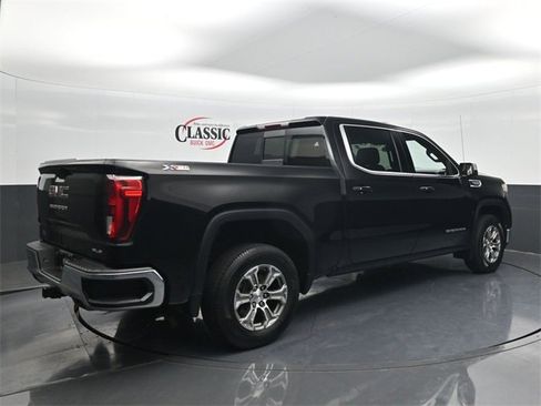 Used 2020 GMC Sierra 1500 SLE w/ SLE Value Package image 7