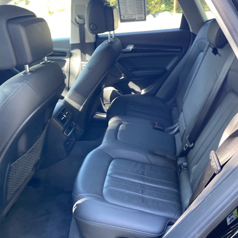 Used 2020 Audi Q5 e Premium Plus w/ Premium Plus Package AWD/4WD image 13