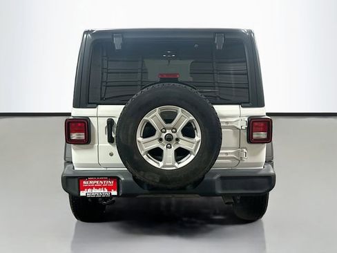 Used 2019 Jeep Wrangler Unlimited Sport S image 7