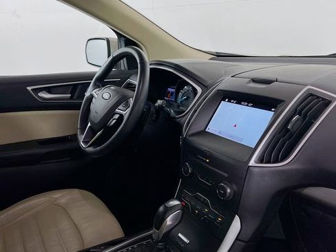 Used 2017 Ford Edge SEL w/ Equipment Group 201A image 7