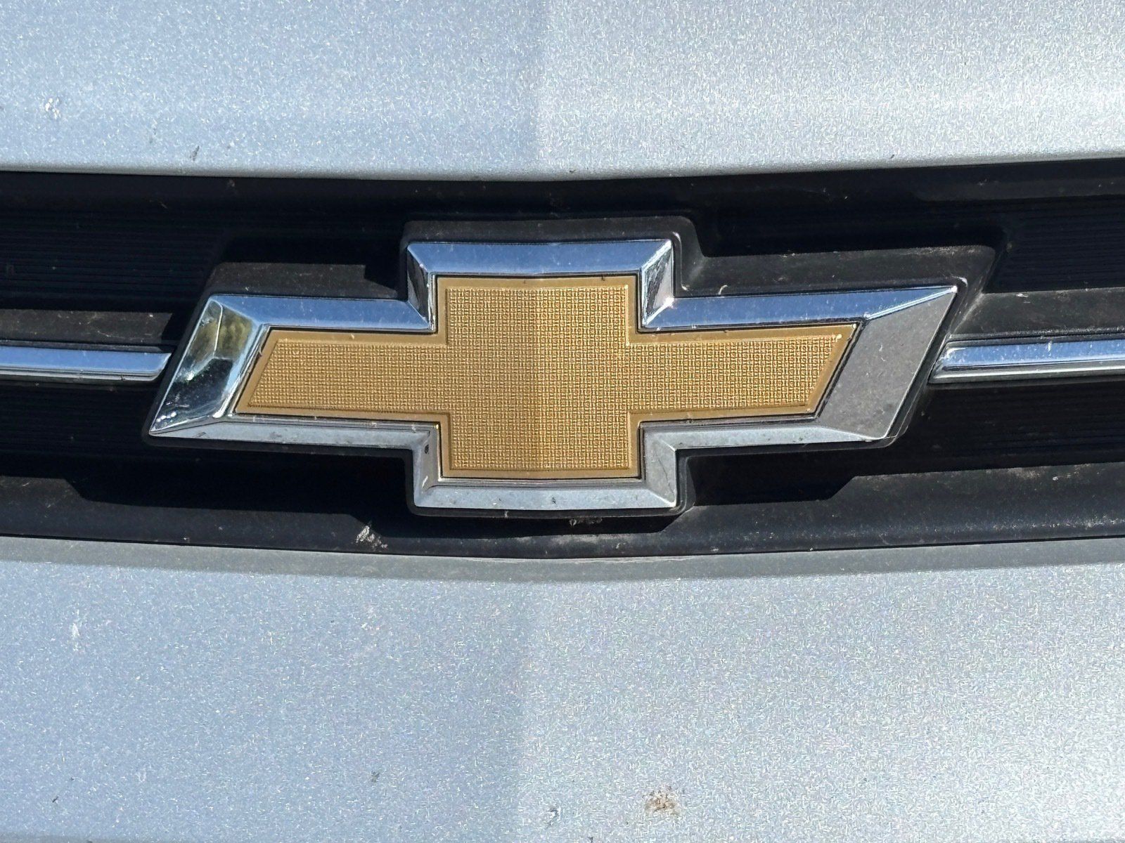 Used 2022 Chevrolet Trax LS w/ Tint and Cruise Package FWD image 9
