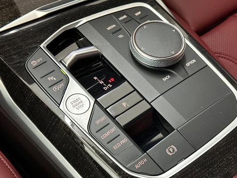 Certified 2023 BMW 330i Sedan w/ Convenience Package image 17