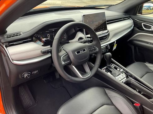 New 2026 Jeep Compass Limited image 8