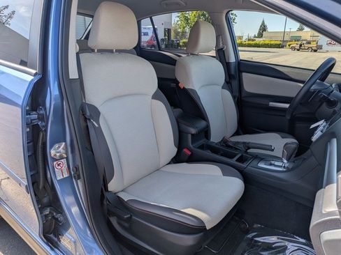 Used 2017 Subaru Crosstrek 2.0i Premium image 19