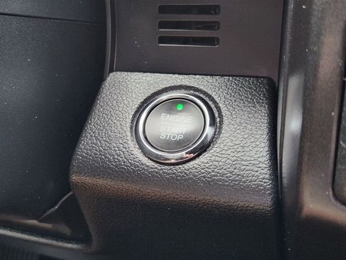Used 2021 Ford Expedition Limited RWD image 28