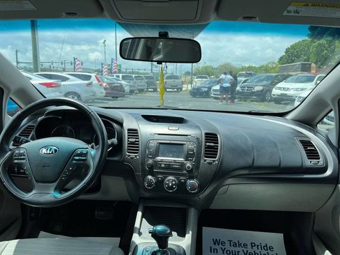 Used 2014 Kia Forte EX image 13