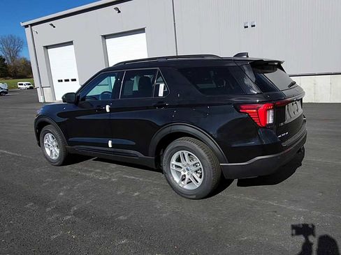 New 2026 Ford Explorer Active image 6