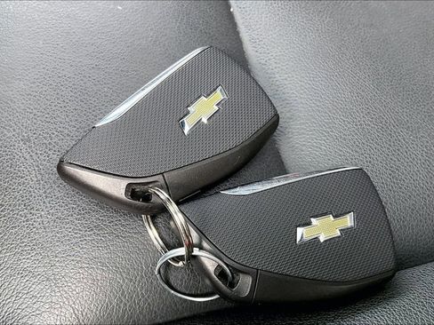 Used 2024 Chevrolet Tahoe LT w/ Luxury Package image 13