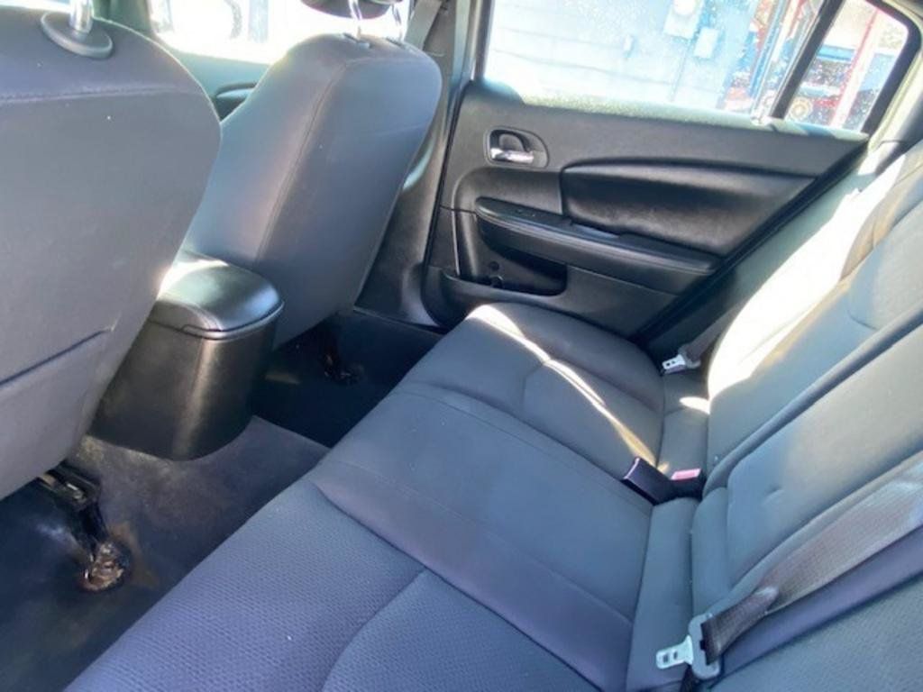 Used 2013 Chrysler 200 Touring FWD image 13